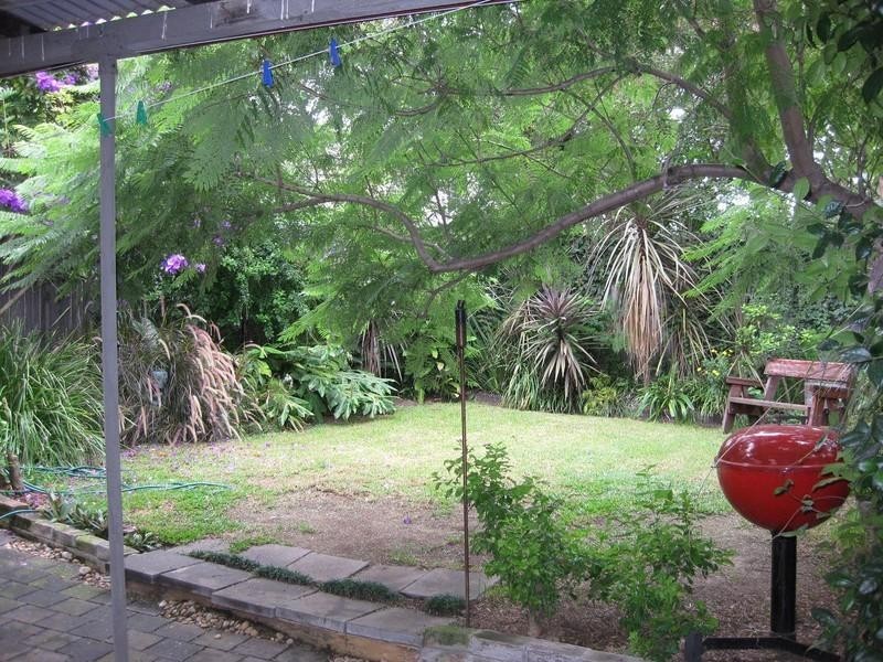 30 Grove Street, St Peters NSW 2044