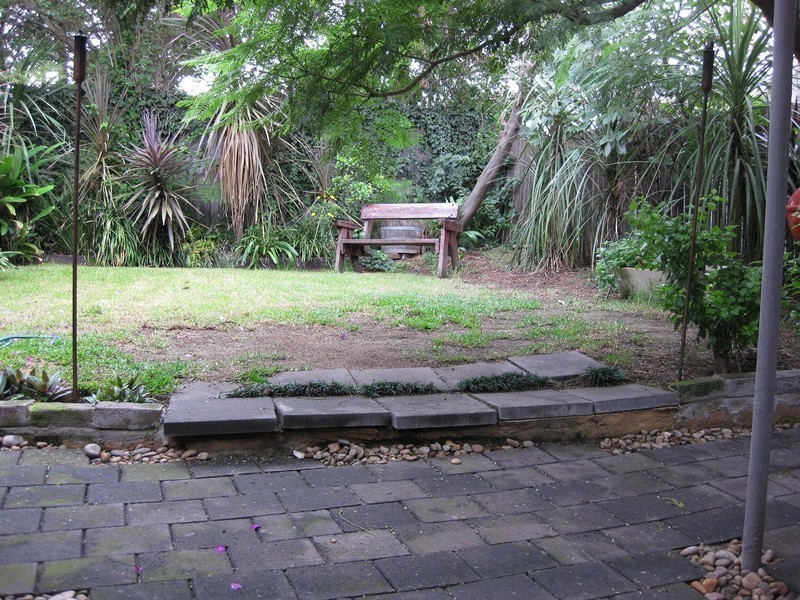 30 Grove Street, St Peters NSW 2044