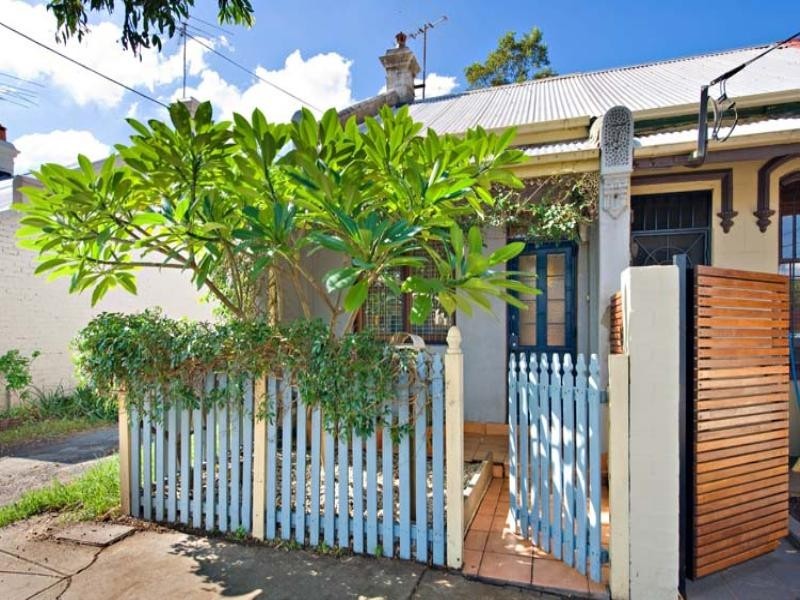 230 Edgeware Road, Newtown NSW 2042