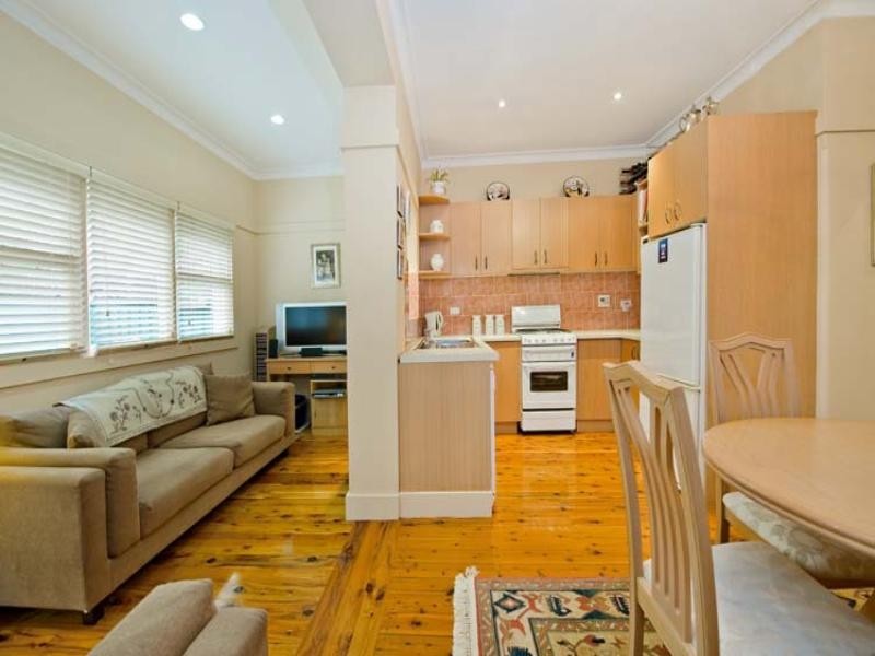 34 Hollands Avenue, Marrickville NSW 2204