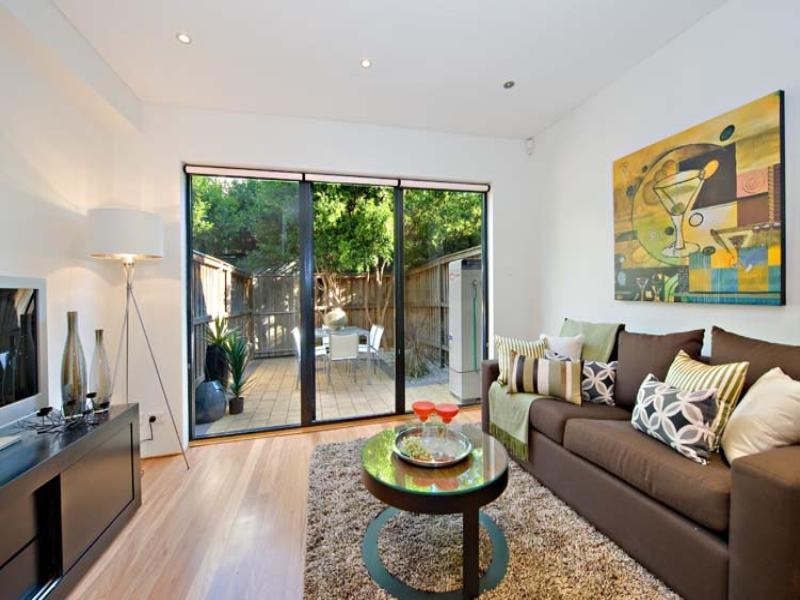 2/2B Gladstone Street, Newtown NSW 2042