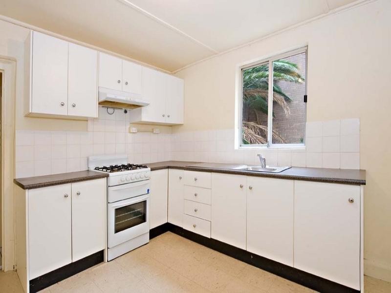 20 Cambridge Street, Enmore NSW 2042