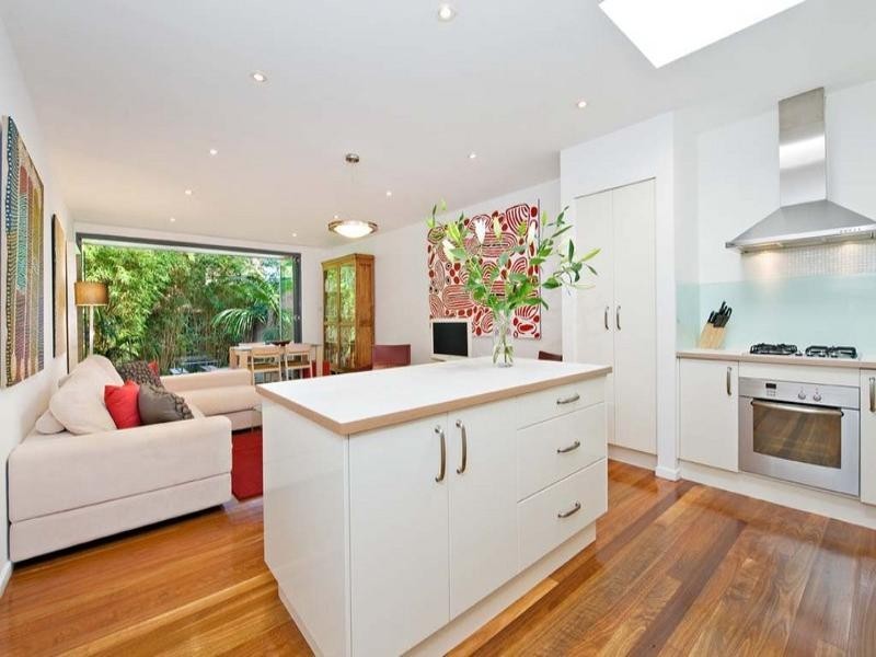 19 Commodore Street, Newtown NSW 2042