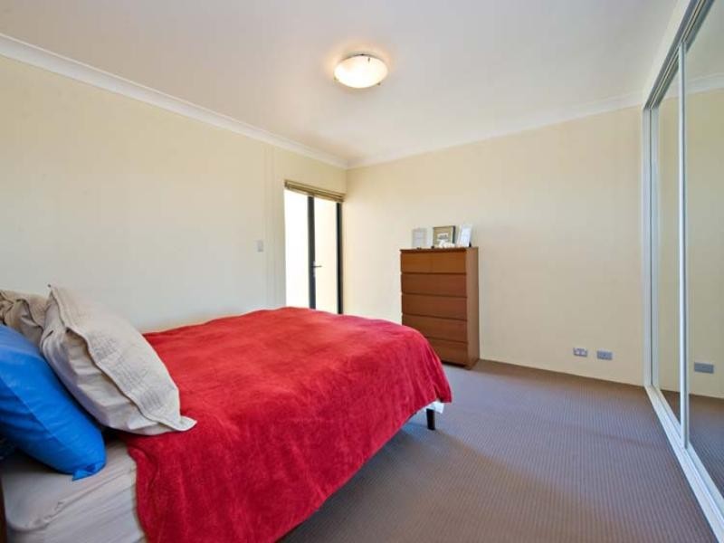 505/7-11 Princess Highway, St Peters NSW 2044