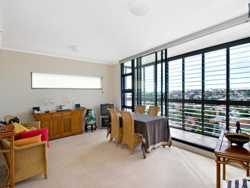 1302/221 Sydney Park Road, Erskineville NSW 2043