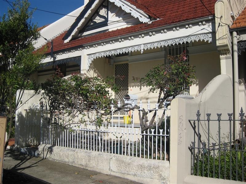44 Yelverton Street, St Peters NSW 2044
