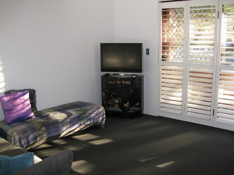 2/10 Kensington Street, Alexandria NSW 2015