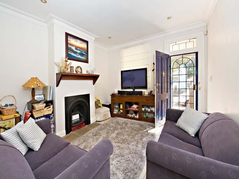 12 Florence Street, St Peters NSW 2044