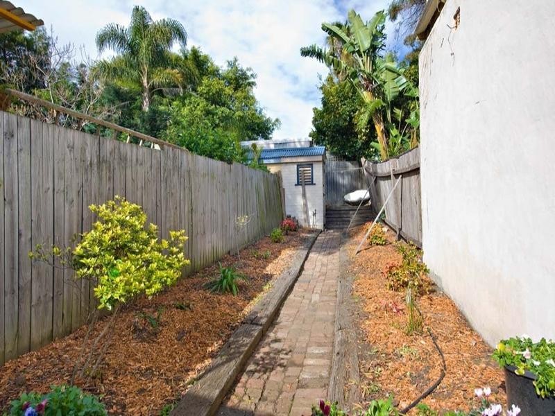 12 Florence Street, St Peters NSW 2044