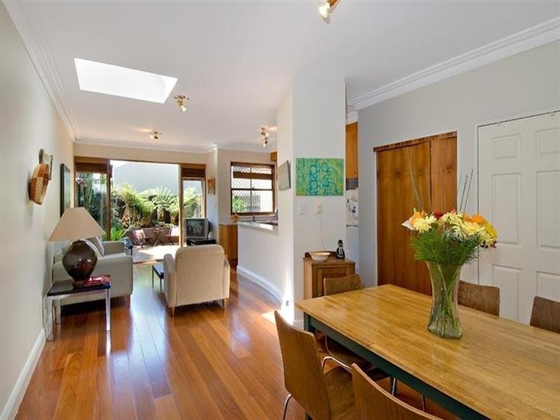 22a Morrissey Road, Erskineville NSW 2043