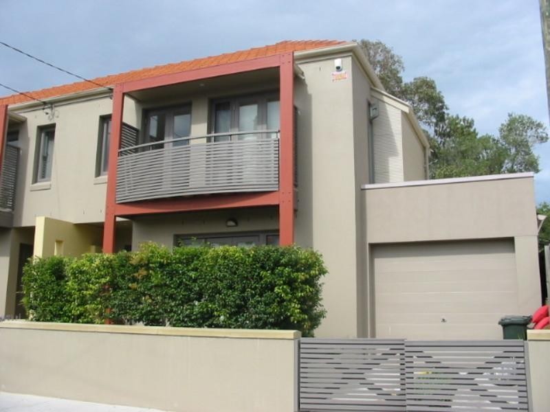 2a Myrtle Street, Leichhardt NSW 2040