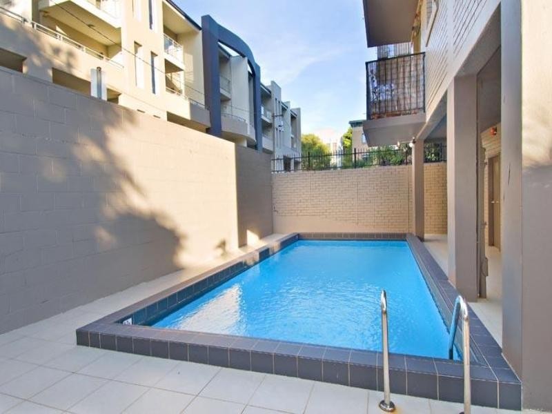 204/144 Mallett Street, Camperdown NSW 2050
