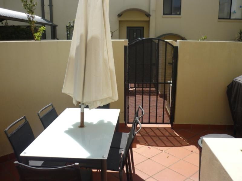 5/2-18 Newman Street, Newtown NSW 2042