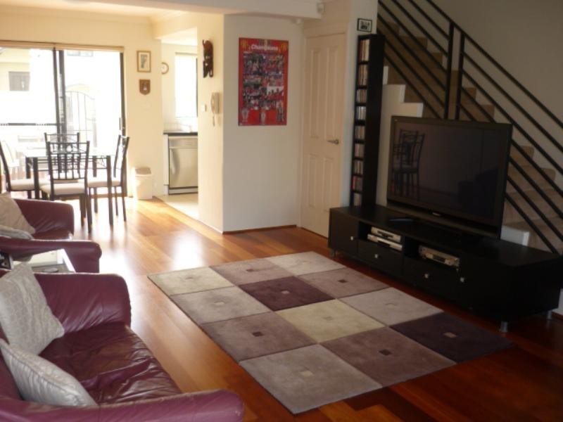 5/2-18 Newman Street, Newtown NSW 2042