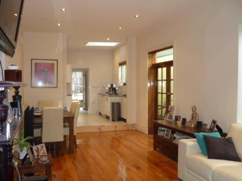 24 Macquarie Street, Leichhardt NSW 2040