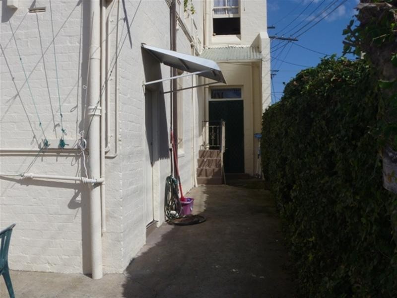 2/44 Metropolitan Road, Enmore NSW 2042