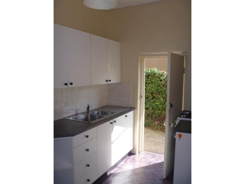 2/44 Metropolitan Road, Enmore NSW 2042