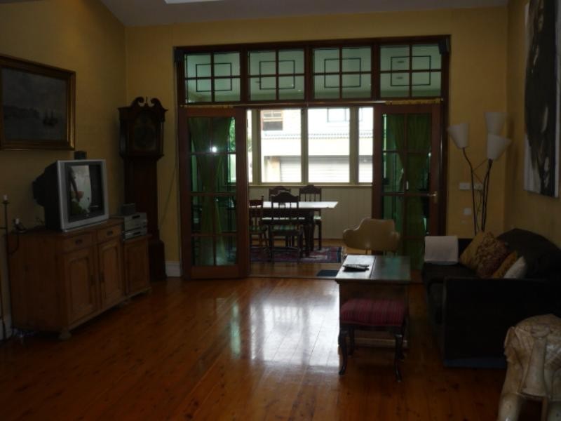 82 Denison Street, Newtown NSW 2042