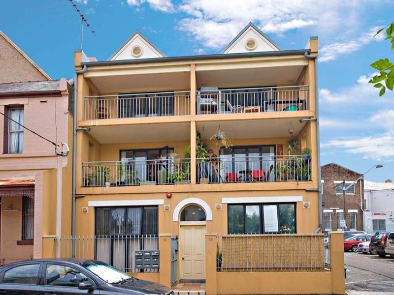 2/18 Wilson Street, Newtown NSW 2042