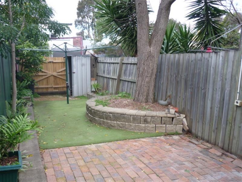 12 Bridge Street, Erskineville NSW 2043