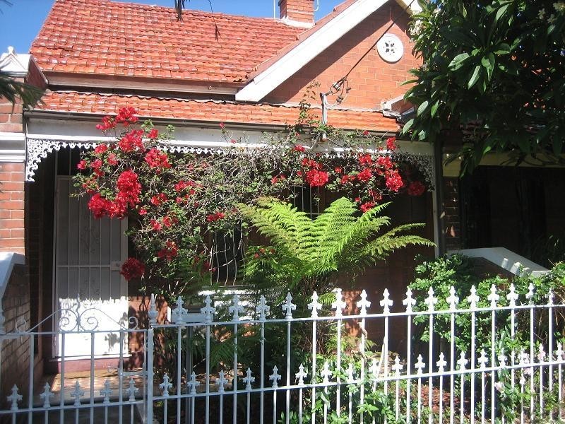 105 Clarendon Road, Stanmore NSW 2048