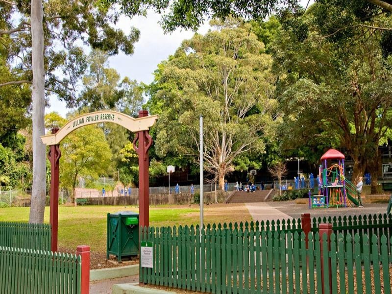 33 Gibbes Street, Newtown NSW 2042