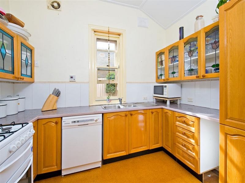 13 Browns Avenue, Enmore NSW 2042