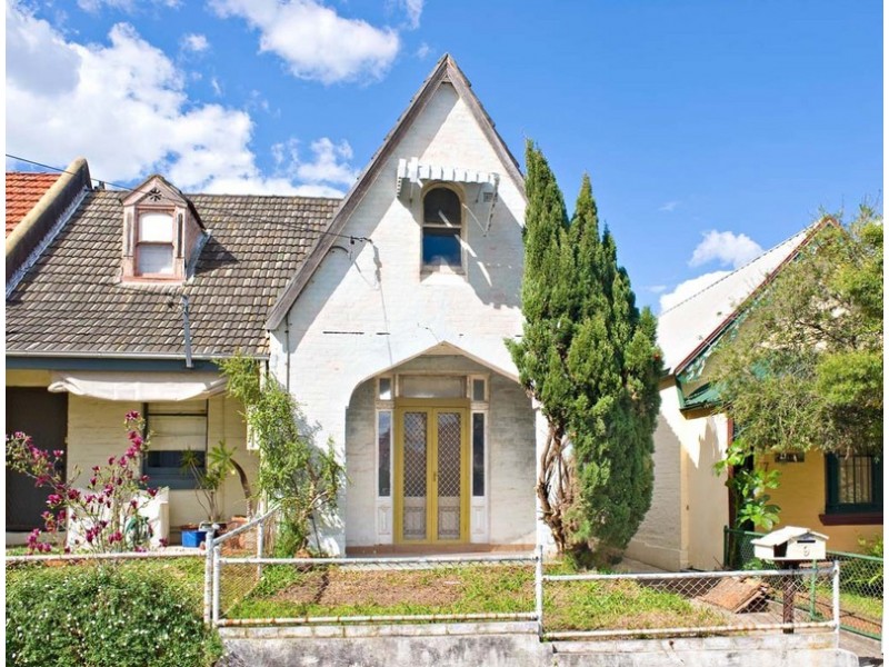 9 Allans Avenue, Petersham NSW 2049