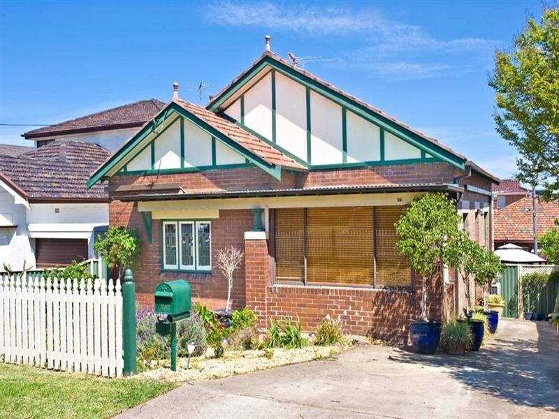 39 Clements Street, Russell Lea NSW 2046