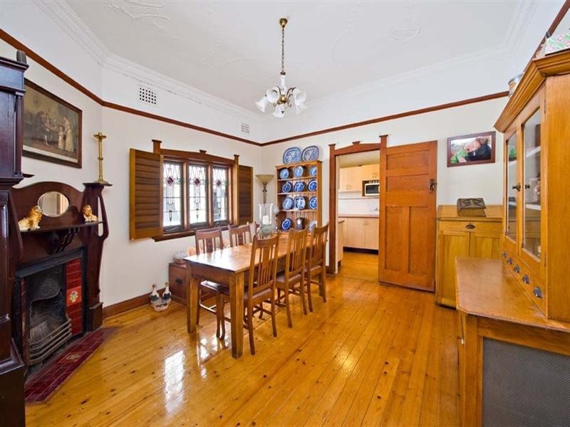 39 Clements Street, Russell Lea NSW 2046