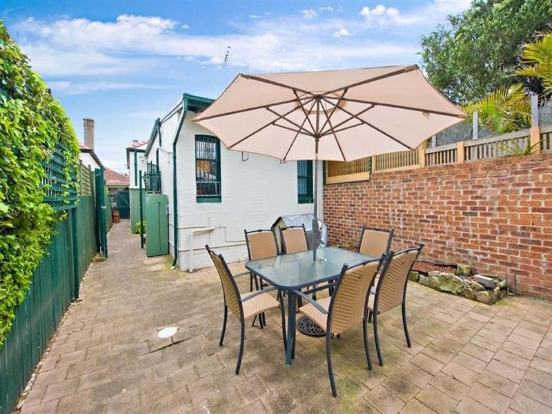 152 Lord Street, Newtown NSW 2042