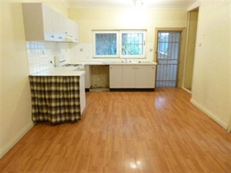28 Grove Street, St Peters NSW 2044