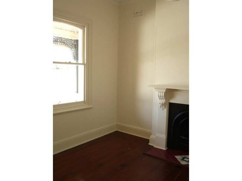 16 Barnsbury Grove, Marrickville NSW 2204