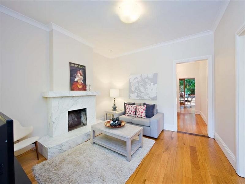 13 Briggs Street, Camperdown NSW 2050