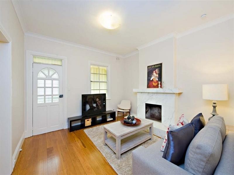 13 Briggs Street, Camperdown NSW 2050