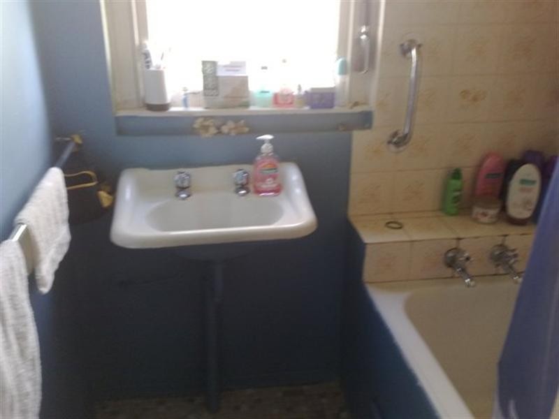 4 Ferrier Parade, Earlwood NSW 2206