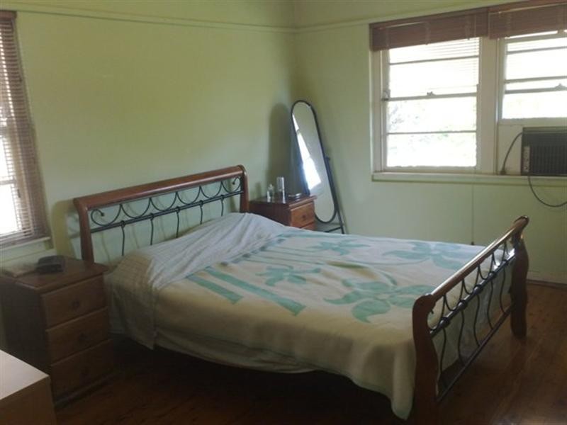 4 Ferrier Parade, Earlwood NSW 2206