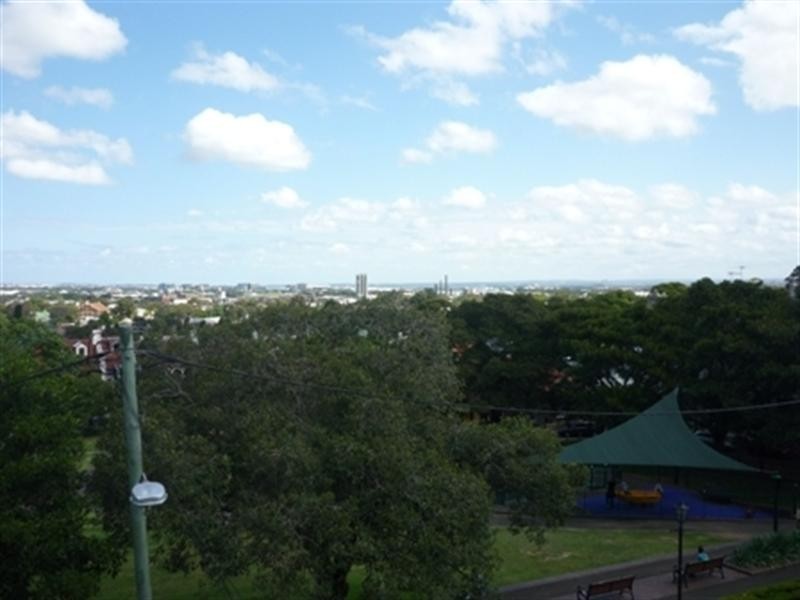 4/5 Warren Ball Avenue, Newtown NSW 2042