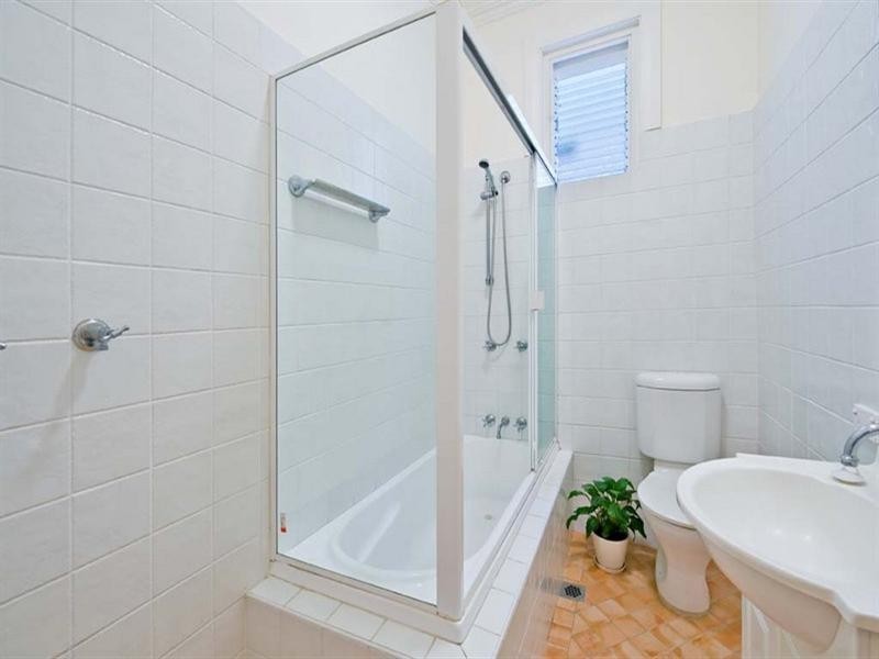 2/26 Chester Street, Petersham NSW 2049