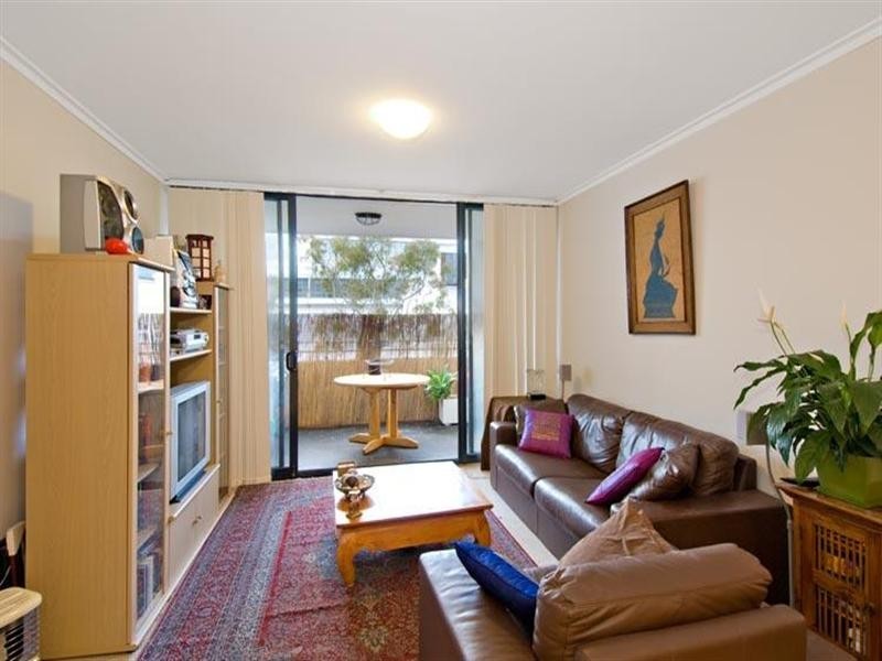 M1402/93 MacDonald Street, Erskineville NSW 2043