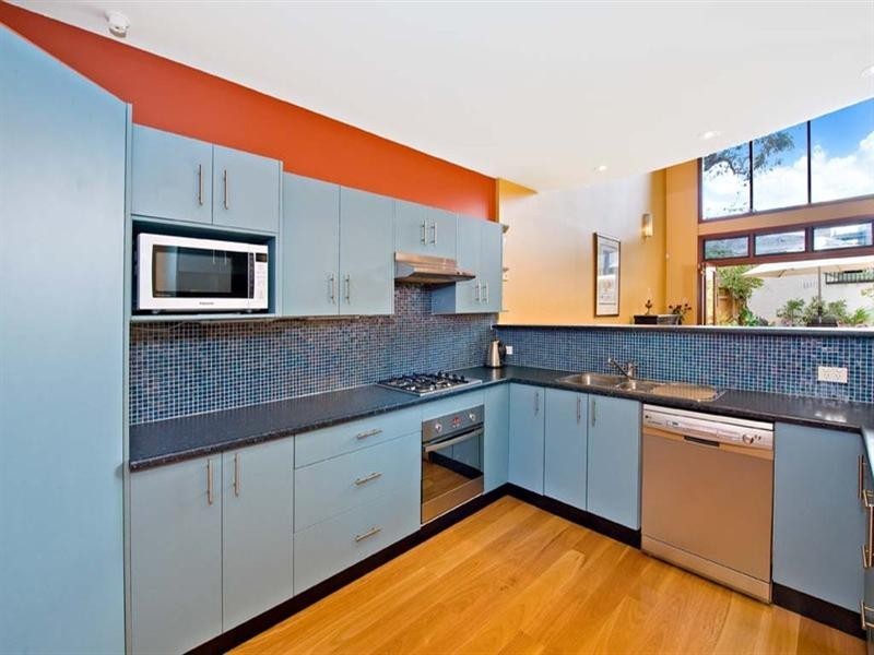 172 Wyndham Road, Alexandria NSW 2015