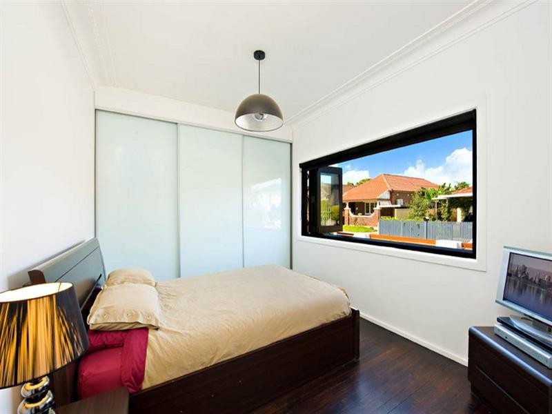 35 Alfred Street, St Peters NSW 2044