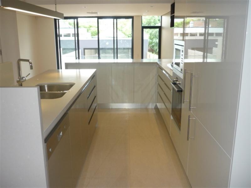 13 Kingston Road, Camperdown NSW 2050