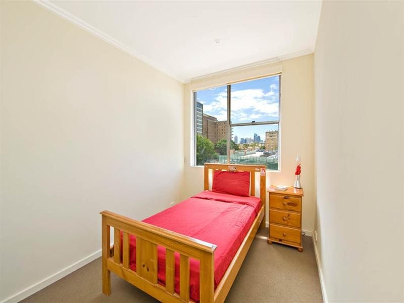 701/144 Mallett Street, Camperdown NSW 2050