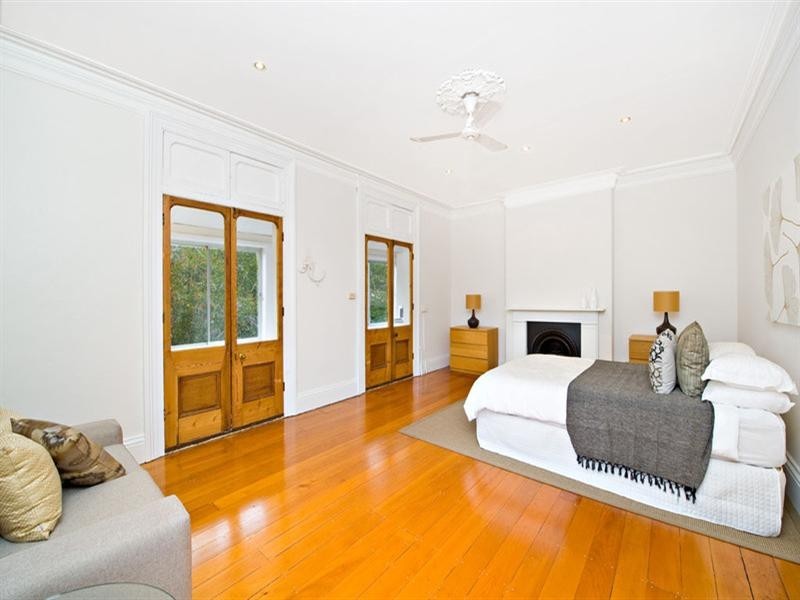 22 Linthorpe Street, Newtown NSW 2042