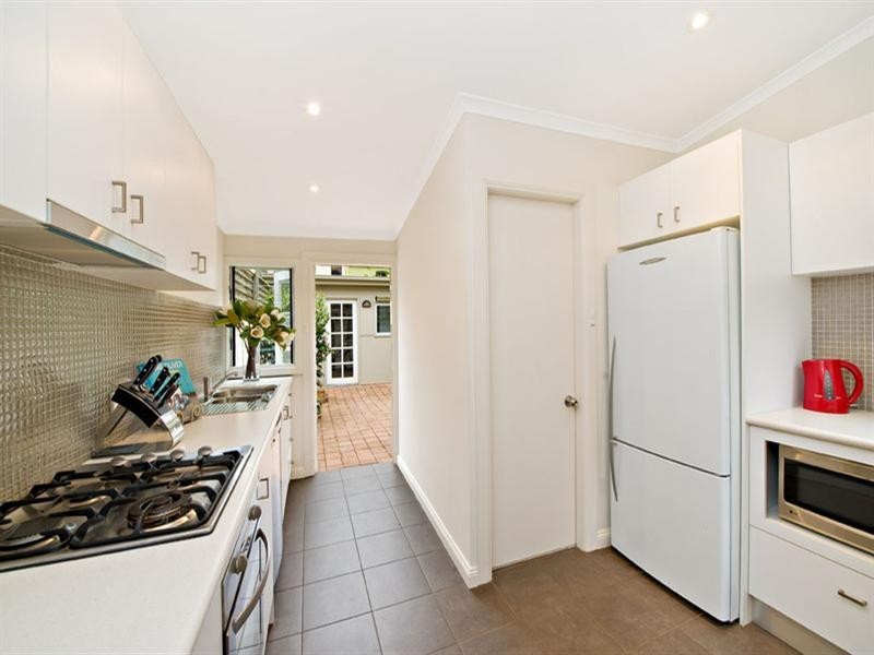 92 Simmons Street, Enmore NSW 2042