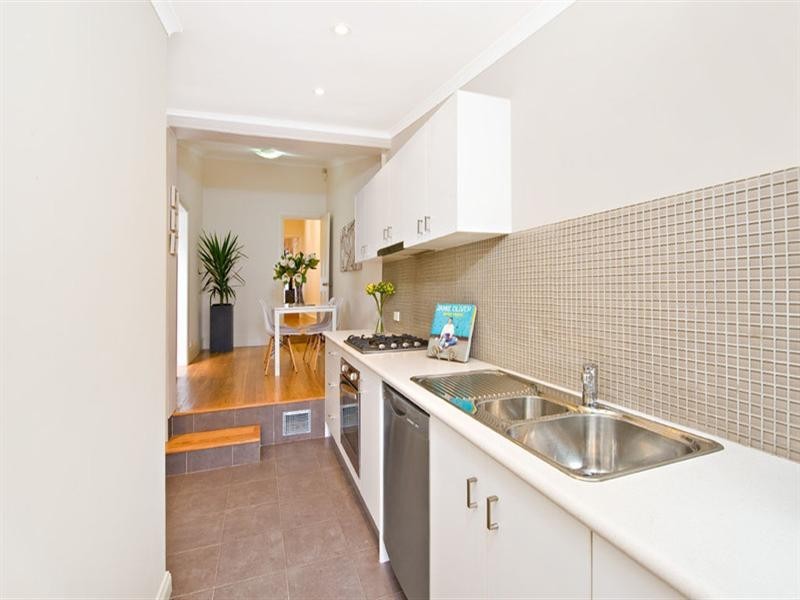 92 Simmons Street, Enmore NSW 2042