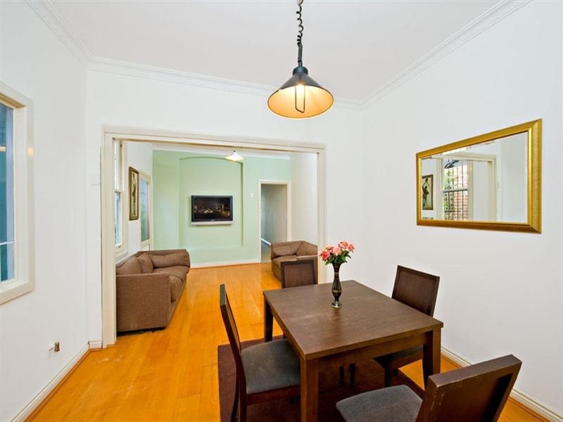 9 Newington Road, Marrickville NSW 2204