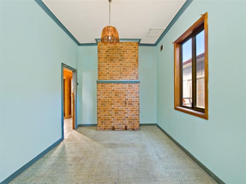 26 Station Street (East), Tempe NSW 2044