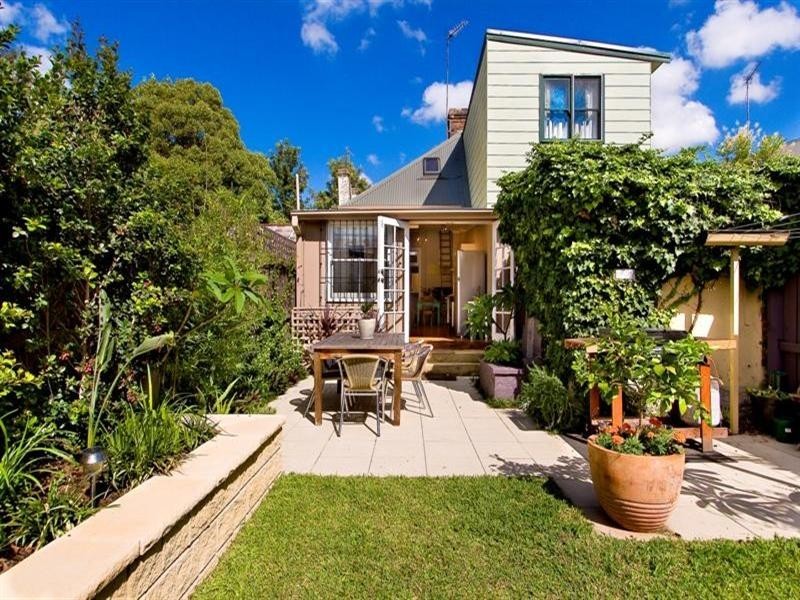 11 Burren Street, Erskineville NSW 2043